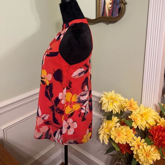 Japna Sleeveless Halter Sytle Floral Top Size Medium - Picture 3 of 6